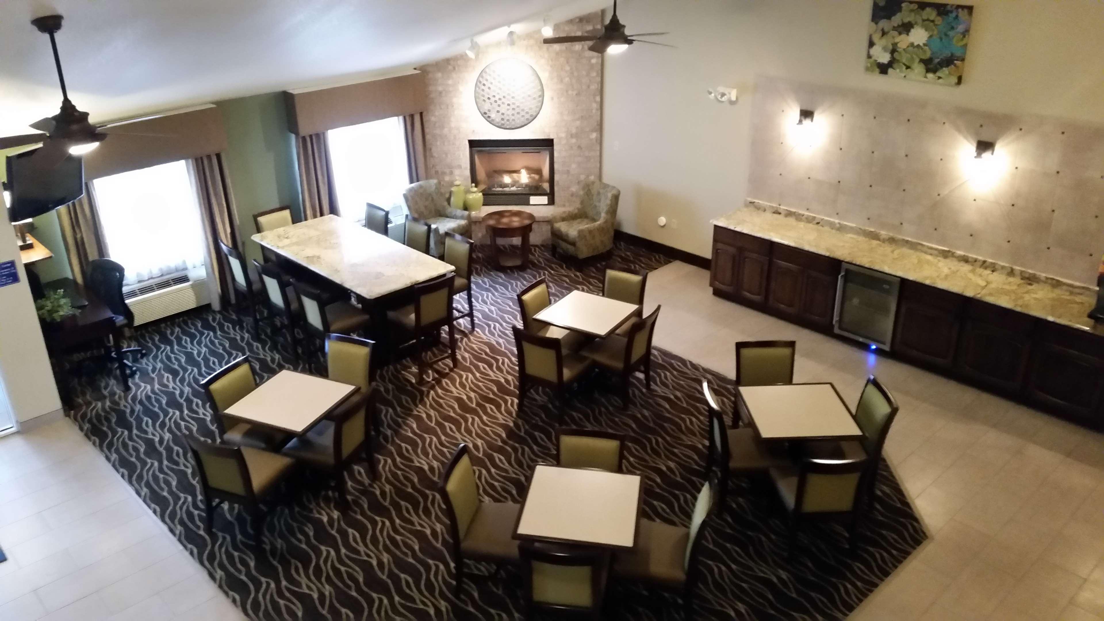 Best Western Stanton Inn Chilton Екстериор снимка